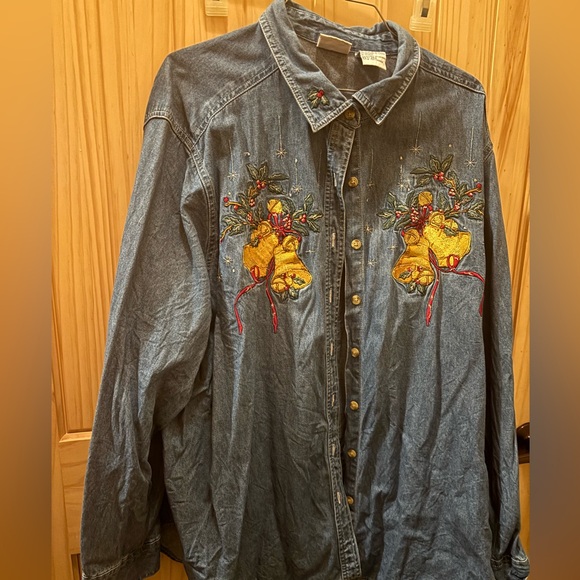 Bobbie Brooks Tops - Bobbie Brooks Denim festive long sleeve Shirt w/ golden Embroidery bells 22-24